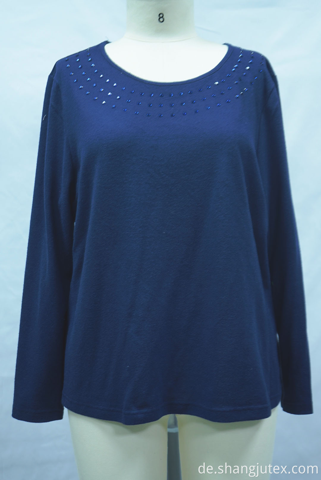 color navy of women's top 
